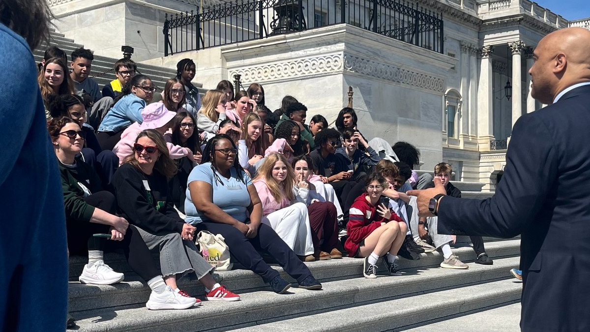 Educational conservation trips for students to Washington D.C.