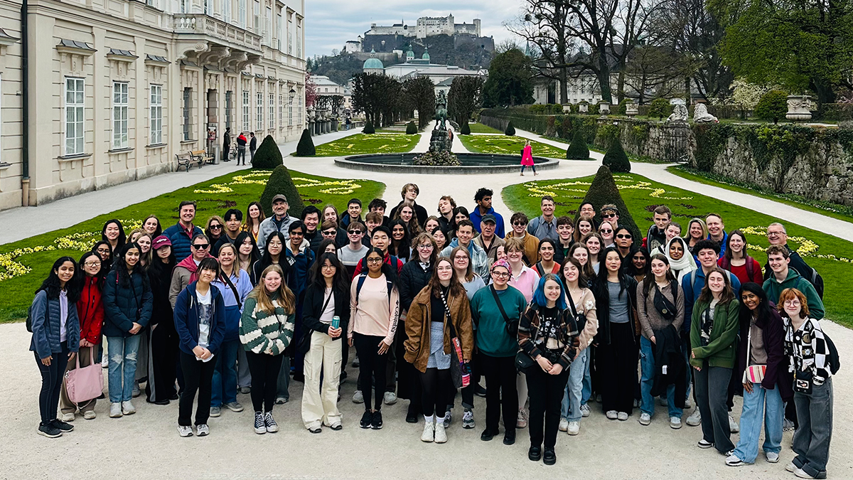 Educational history trips for students to Austria