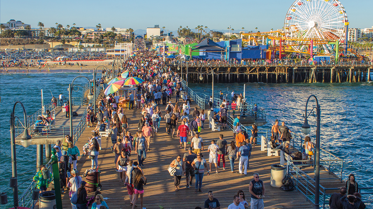 Educational language immersion trips for students to Los Angeles