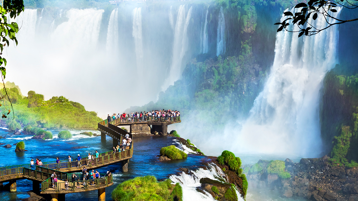 Educational natural wonders trips for students to Brazil