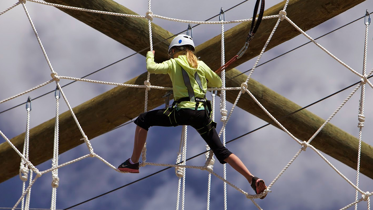 Educational natural wonders trips for students to Wyoming
