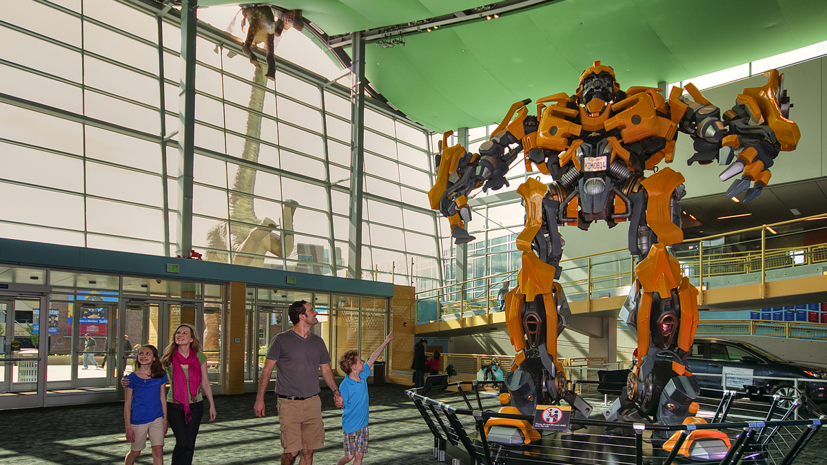 Educational STEM trips for students to Indianapolis